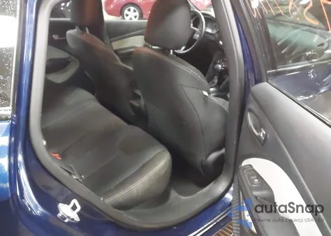 2015 Dodge Dart Sxt из США, поврежденный, VIN 1C3CDFBBXFD403847